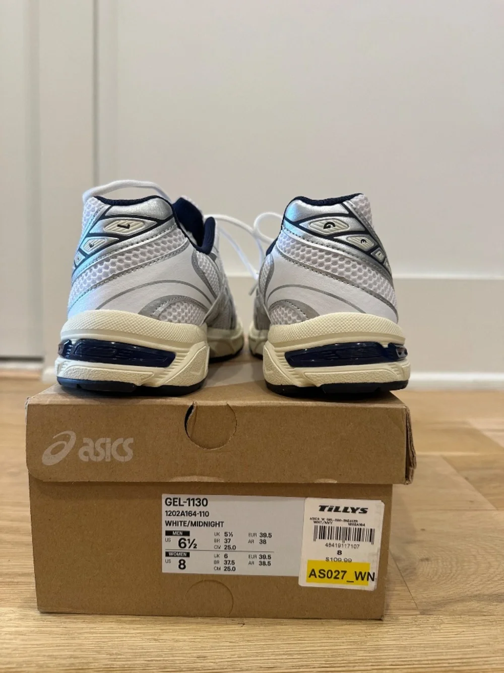 Asics Gel-1130 Women Sneakers Size 8M White/Navy Blue